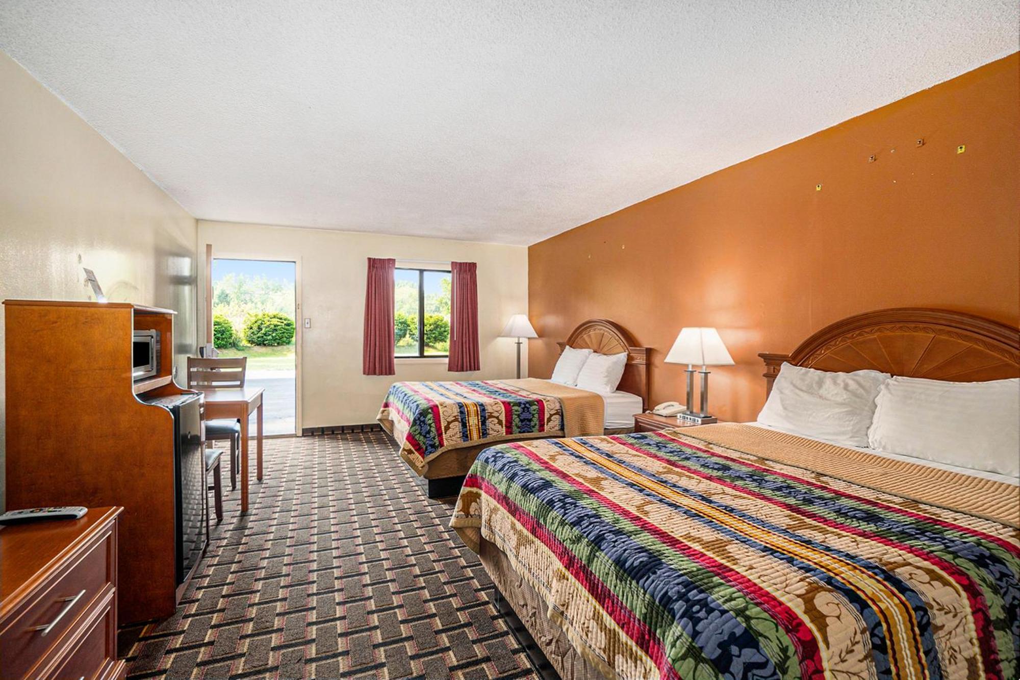 Great Lakes Inn & Suites Саут Хейвън Стая снимка