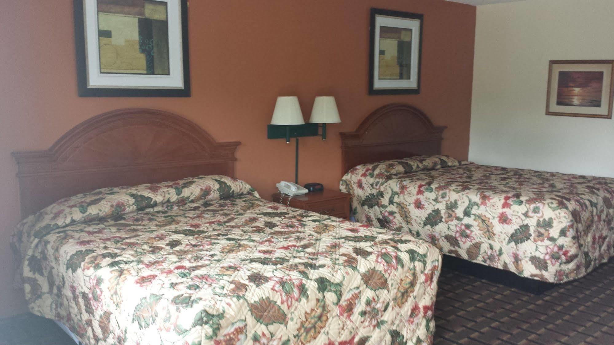 Great Lakes Inn & Suites Саут Хейвън Екстериор снимка